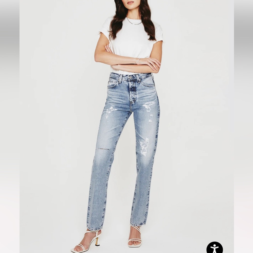 NWT AG Alexxis Vapor Wash Straight Leg High Rise Vintage Fit Denim in Breeze